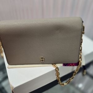 Tory Burch Beige Crossbody Bag with Gold Chain